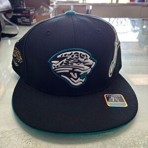 *NWT* JACKSONVILLE JAGUARS Reebok "NFL Elements" Premium Fitted Hat (7 1/2)